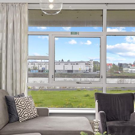 River Apartments سيلفوس المظهر الخارجي الصورة